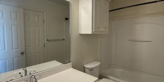 3214 111th st unit B Gallery 3