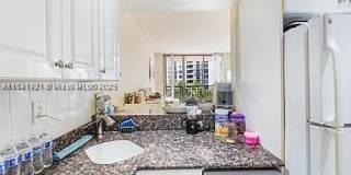 540 Brickell Key Dr Gallery 7