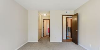 Manor Royal Apartments Gallery 14