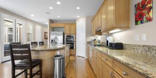 1423 Caspian Way Gallery 6