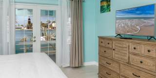 11215 3rd Street East Gallery 15