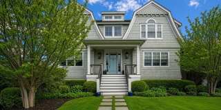 45 Dune Road Gallery 1
