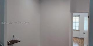 717 Jefferson Ave Gallery 7