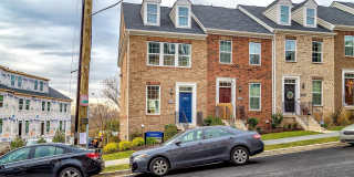 3437 10TH Place SE 3437 10TH Place SE Gallery 1