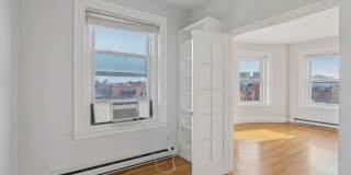 583 Massachusetts Avenue Gallery 10