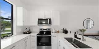 907 Homestead Rd S lot: 1 Gallery 8