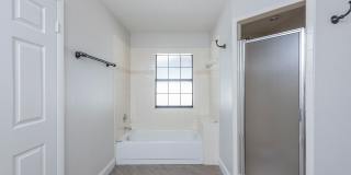 Charming Bungalow in Prime South Tampa – Plant High School District! Gallery 16