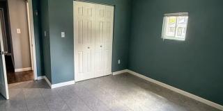 Spacious 6BR House in New Lebanon Gallery 12