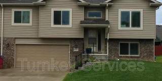 1602 Barrington Parkway Gallery 1