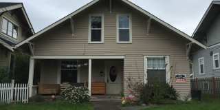 Pre-Leasing for September - 7Bed/3.5bath House Gallery 1