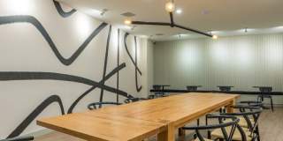 558 Market St Gallery 14