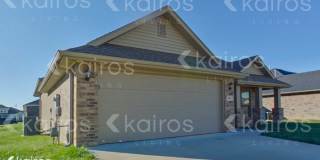 309 Pin Oak Street Gallery 1