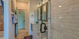 122 Cannon St Gallery 28