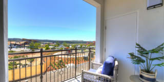 Sola at Pacific Highlands Ranch Gallery 33