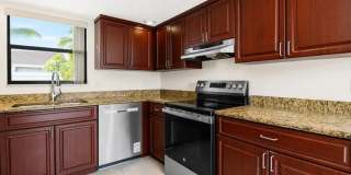 202 LAKEWOOD Drive 11B, Jupiter, FL 33458 - 5813 Gallery 1