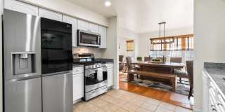 700 N Surrey Ave Gallery 14