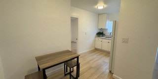 238 3/4 E. 51st St. Gallery 18