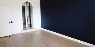 Resort style living - 2 Bd/2Ba 1,100 SqFt Condo Gallery 16