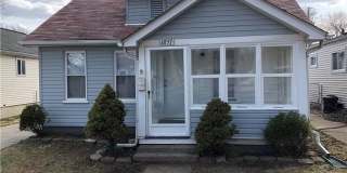 Charming 3-Bedroom Home with Private Yard in a Prime Location! Gallery 1