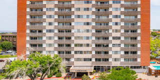 The Landmark Gallery 35