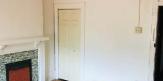 Large House w/ off-street parking & 3 BATHROOMS! Gallery 13