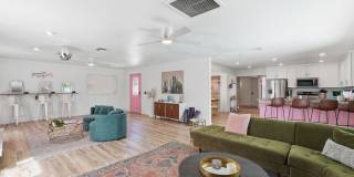 Scottsdale Oasis Ready for July move-in! Gallery 7