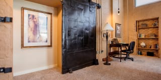 Sycamore Place Gallery 8