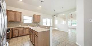 Large home in Pflugerville!  3 car garage - Highland Park Neighborhood Gallery 15