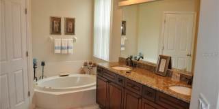 4987 KERNWOOD COURT Gallery 7