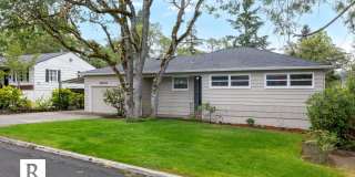 East Medford Charm Gallery 1