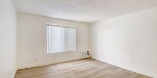 Valle at Canyon Gallery 9