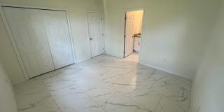 3Bd / 2Ba Duplex with GARAGE Gallery 14