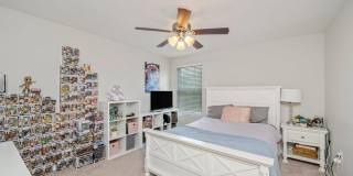 202 Wainwright Drive Gallery 31