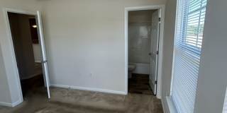 806 West Washington Street Gallery 15