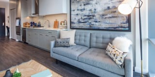 640 North Wells Gallery 22