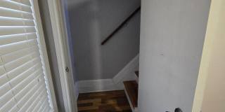 1912 Montgomery Street Gallery 20