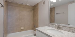 The Esplanade at City Park Apartments Gallery 17