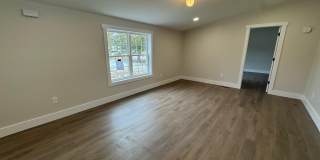 136 Fabian Ave Gallery 8