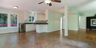 Spacious Mid Century Modern Arlington Home | Prime Location Near Clarendon & Metro Gallery 15