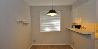 Great 2 Bedroom 1 bath duplex in South Austin Gallery 9
