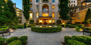 92 West Paces Gallery 30