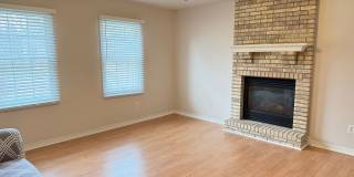 Beautiful 4 BR on Bloomington's east side Gallery 1