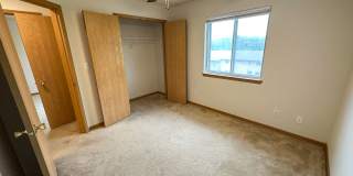 225 Hyland Gallery 24