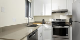 eaves Warner Center Gallery 7