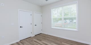 Arboretum West Gallery 79