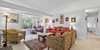 910 WINDBROOKE DR #910 Gallery 1