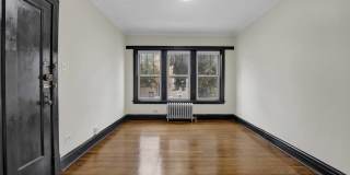 4744 West Roscoe Street Gallery 1