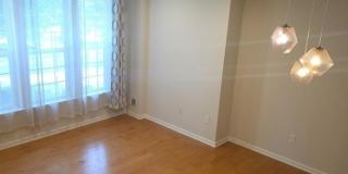 10 Iris Ln Gallery 3