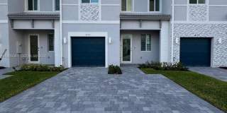 635 SE 13th St Cir Gallery 1