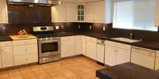 Great 3 Bedroom 3 Bath House in Monterey Fishermans Flats Neighborhood Gallery 11